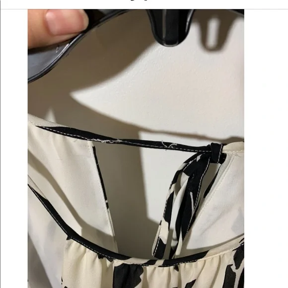 New Parker Palm Print Silk Black White Cordoba Halter Tank S ($198 Retail). - Picture 4 of 6